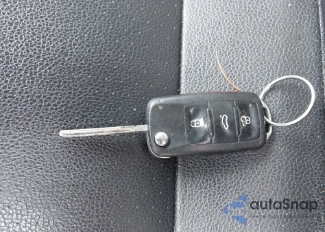 2015 Volkswagen Passat 1.8T Wolfsburg Edition from USA, damaged, VIN 1VWAT7A31FC063156